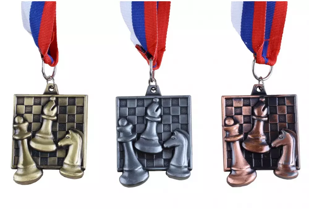 Medaglia quadrata di scacchi - oro