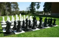 Figure in plastica per scacchi da esterno/giardino (altezza del re 64 cm)
